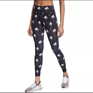 Spiritual gangster palm tree‎ leggings women’s size Small